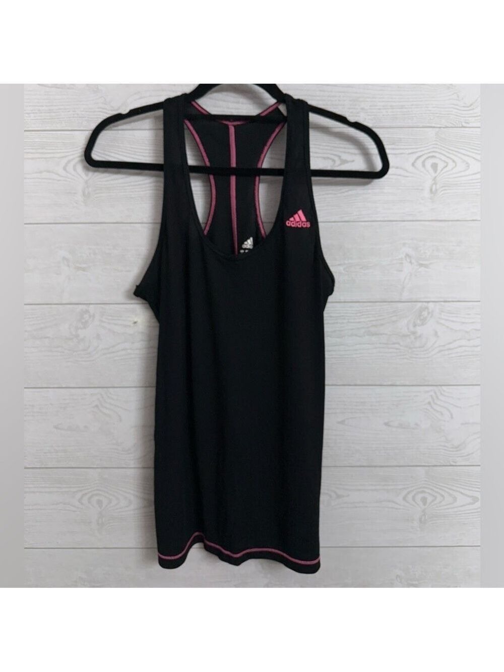 Adidas Women’s Active Black Striped Razorback Tank Top. Size M